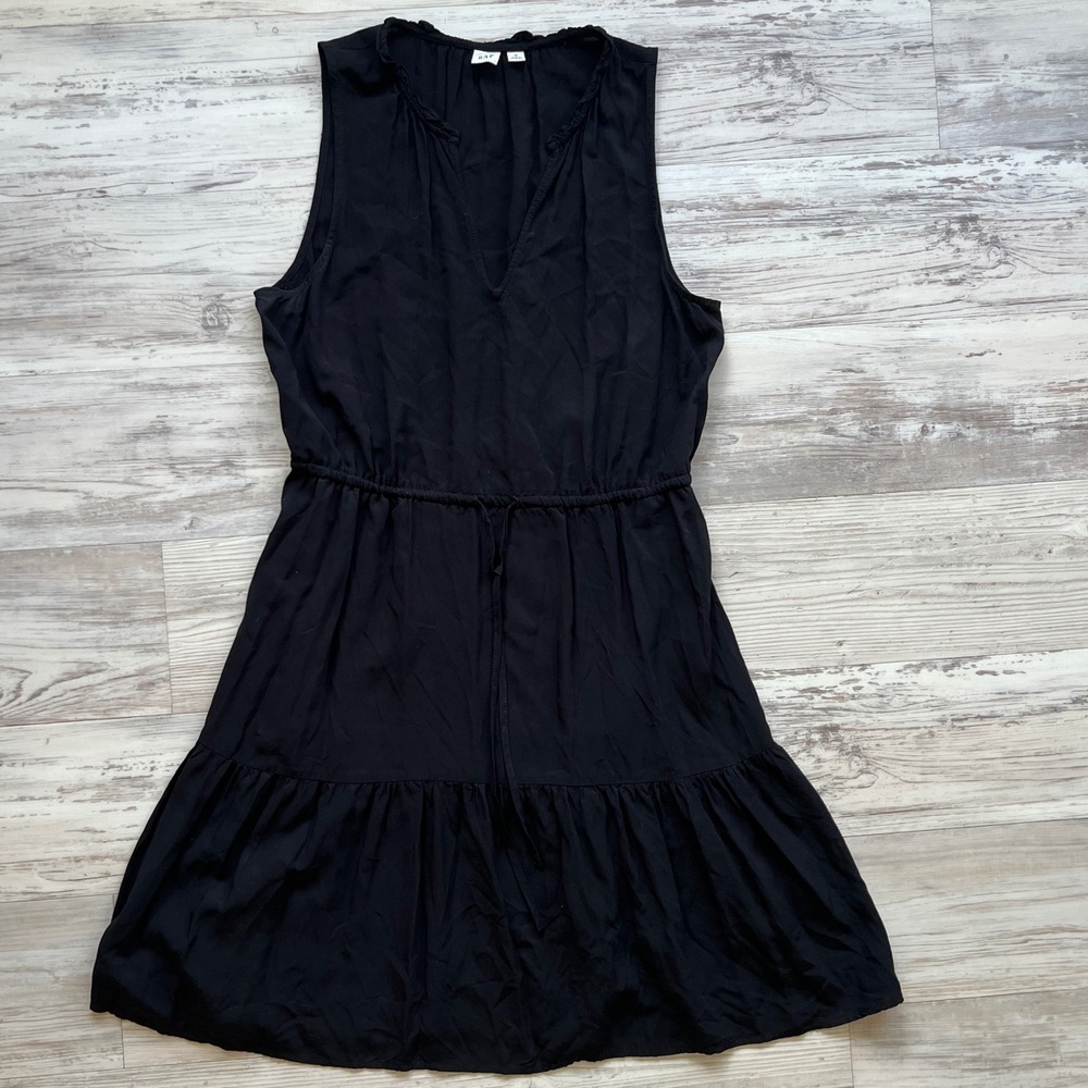 GAP Black Sleeveless V-Neck Ruffle Tiered Mini Dress Elastic Waist Women Medium